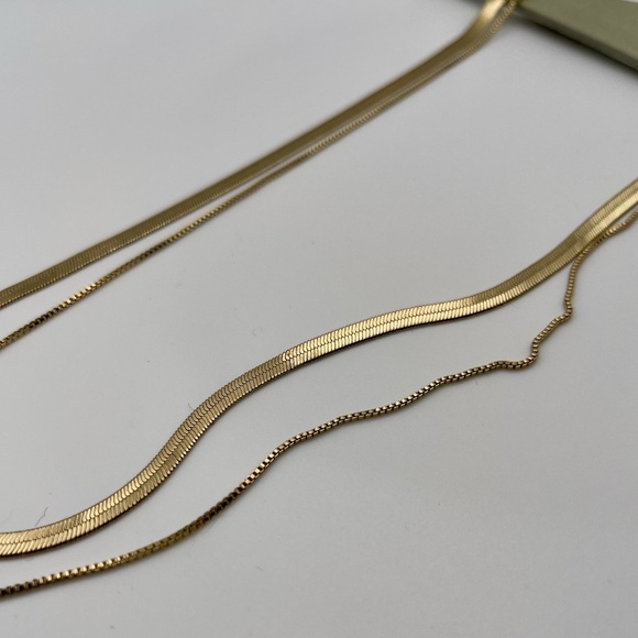 UO Urban Outfitters | Herringbone Double Chain Necklace | Adjustable | Ant. Gold - Picture 2 of 3